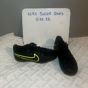Nike Kids Black and Yellow Sneakers